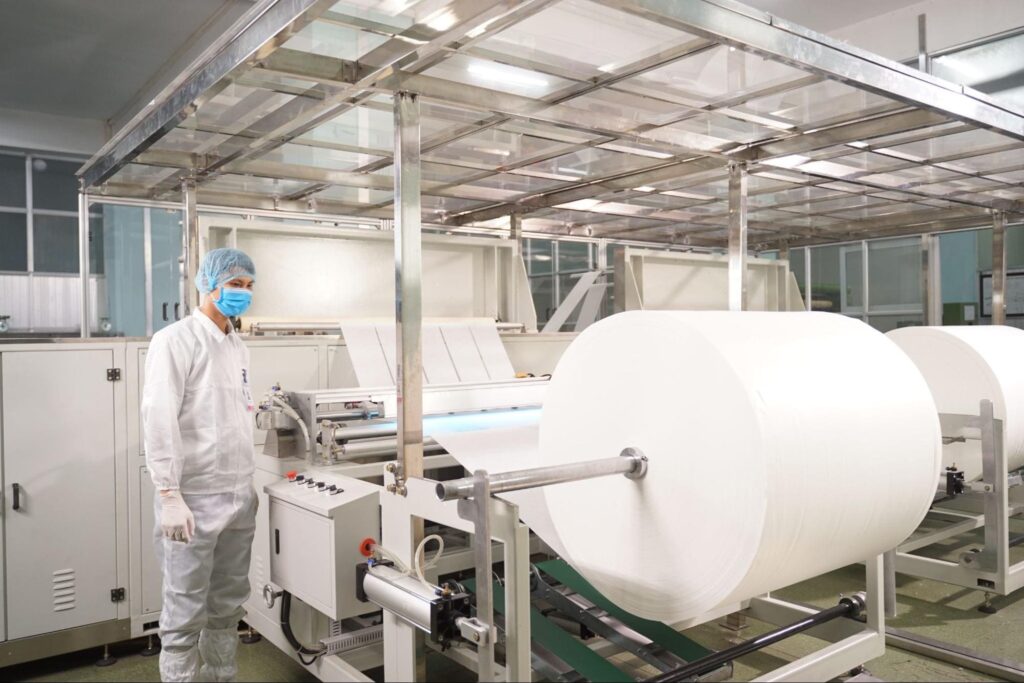 Dây chuyền sản xuất khăn lạnh với 7 bước hiện đại 2021