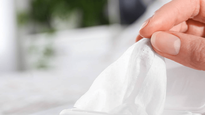 khăn giấy ướt tốt cho da mặt