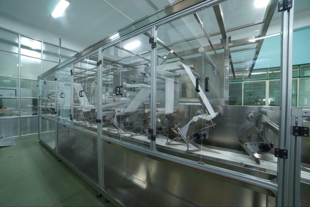 dây chuyền sản xuất khăn giấy ướt tự động hoàn toàn là công nghệ sản xuất khăn lạnh hiện đại nhất hiện nay