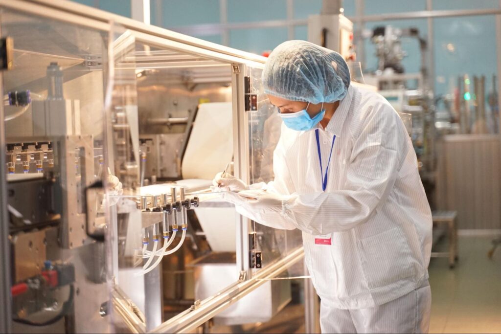 từng bộ phận máy móc đều được kiểm tra kỹ lưỡng